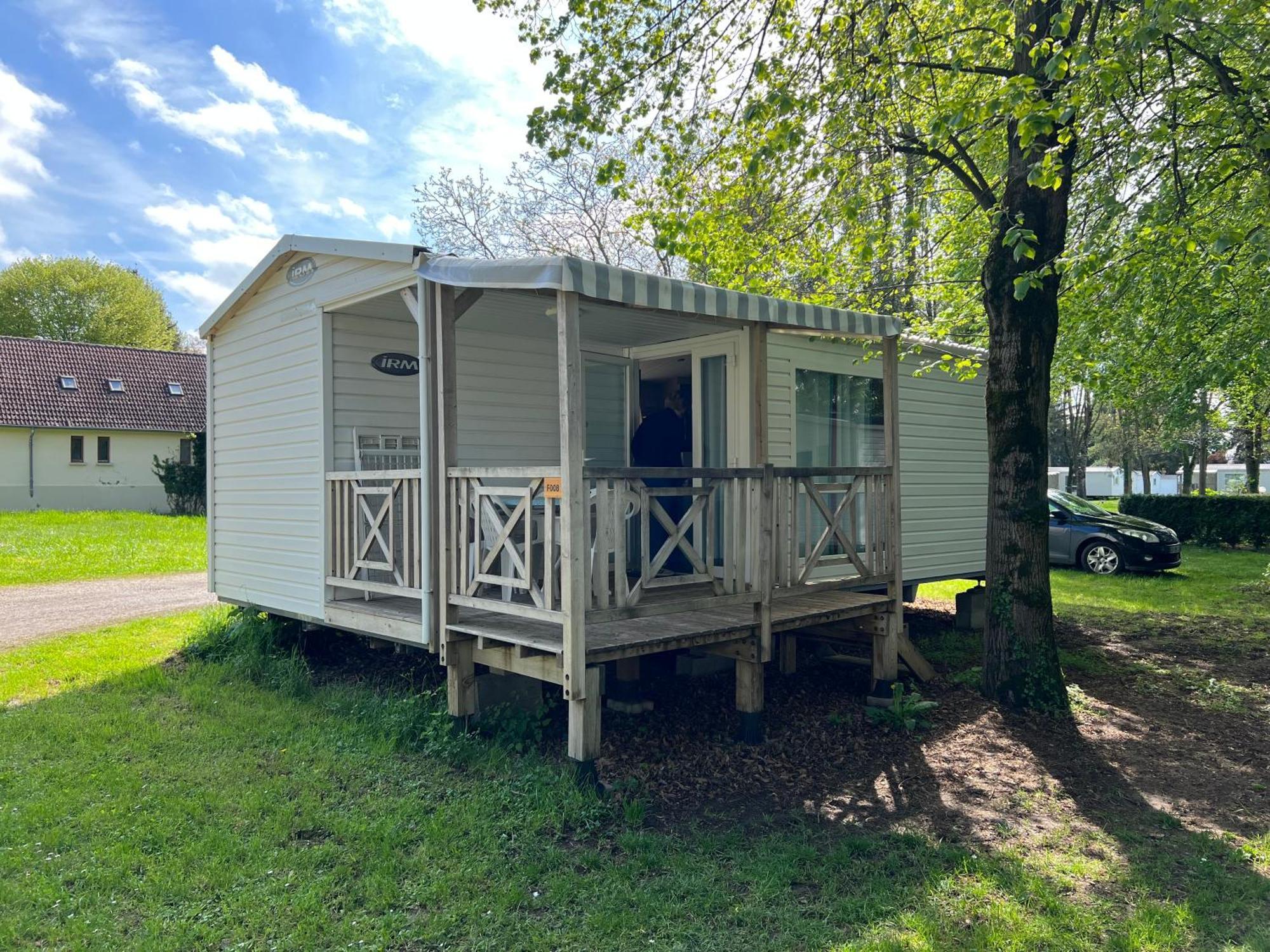 Les Pinots D'Alsace - 3 Bungalows Climatises Avec Tv - Proche Europa Park Boofzheim Oda fotoğraf